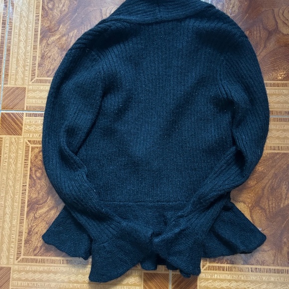 Lauren by Ralph Lauren Black Mohair Sweater with Rhinestone Clasp Size Small - Picture 5 of 5